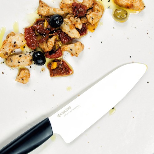 Kyocera Μαχαίρι Santoku 14cm με Κεραμική Λάμα Μαύρη Λαβή -Gen