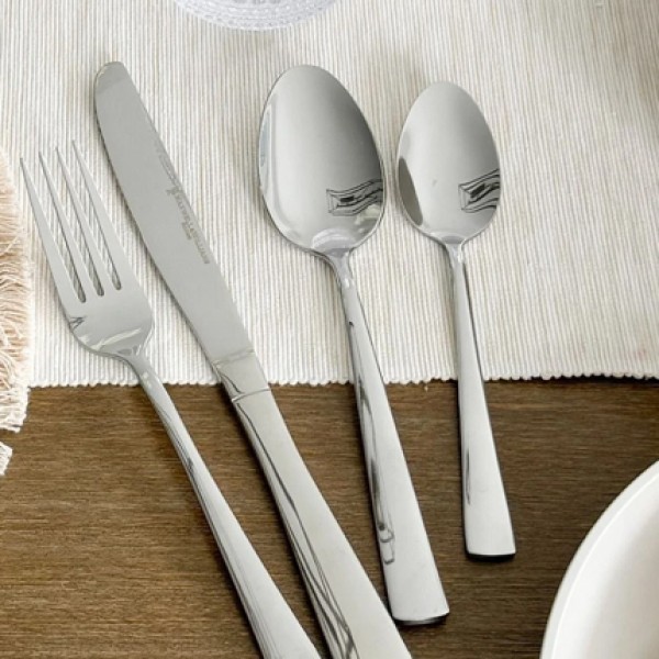 Μαχαιροπίρουνα