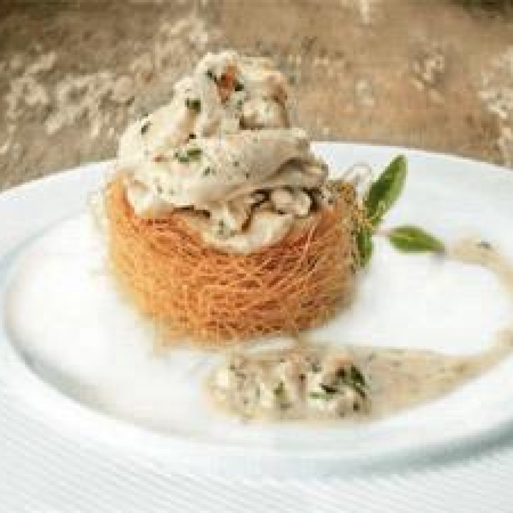 ΦΙΛΕΤΟ ΚΟΤΟΠΟΥΛΟ ΜΕ ΤΖΙΝΤΖΕΡ ΣΕ ΦΩΛΙΑ ΑΠΟ ΚΑΤΑΪΦΙ