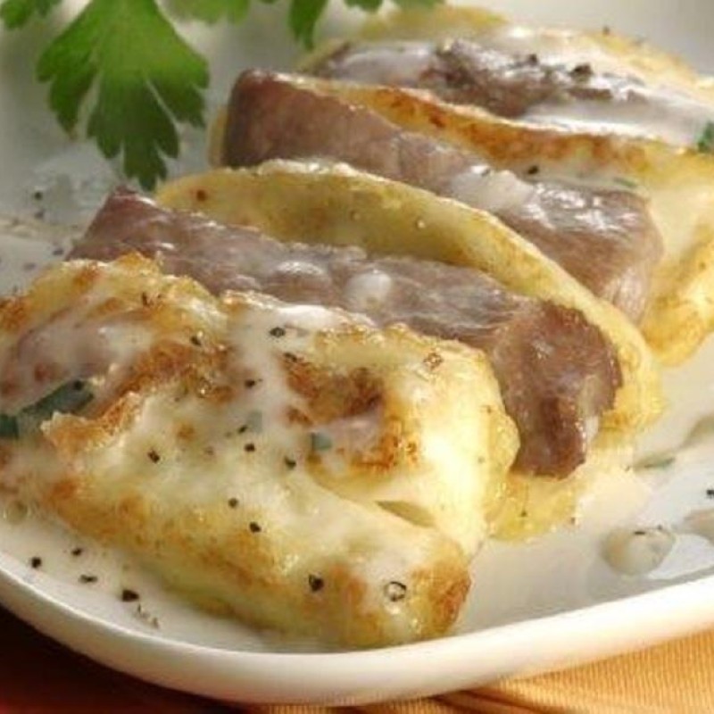 ΧΟΙΡΙΝΟ ΜΕ ΧΑΛΟΥΜΙ