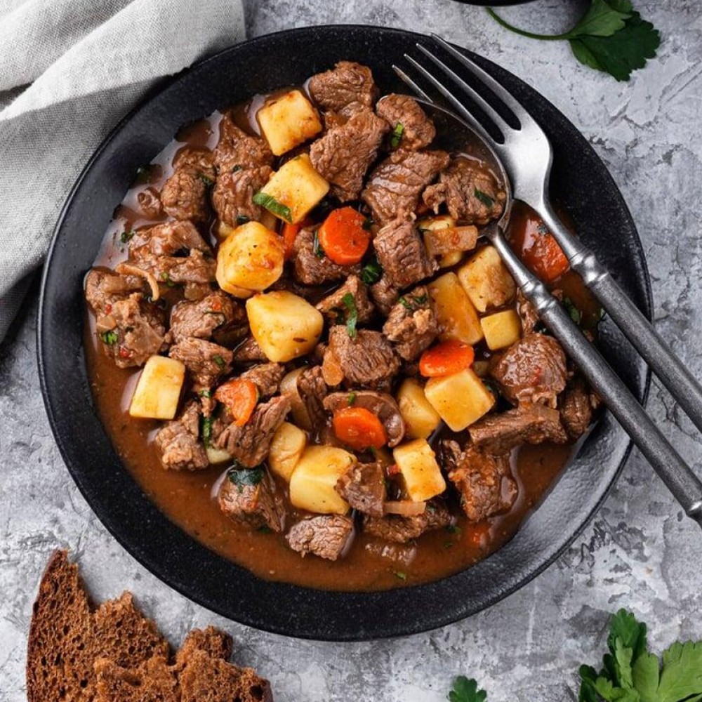 MΟΣΧΑΡΑΚΙ ΜΕ ΛΑΧΑΝΙΚΑ